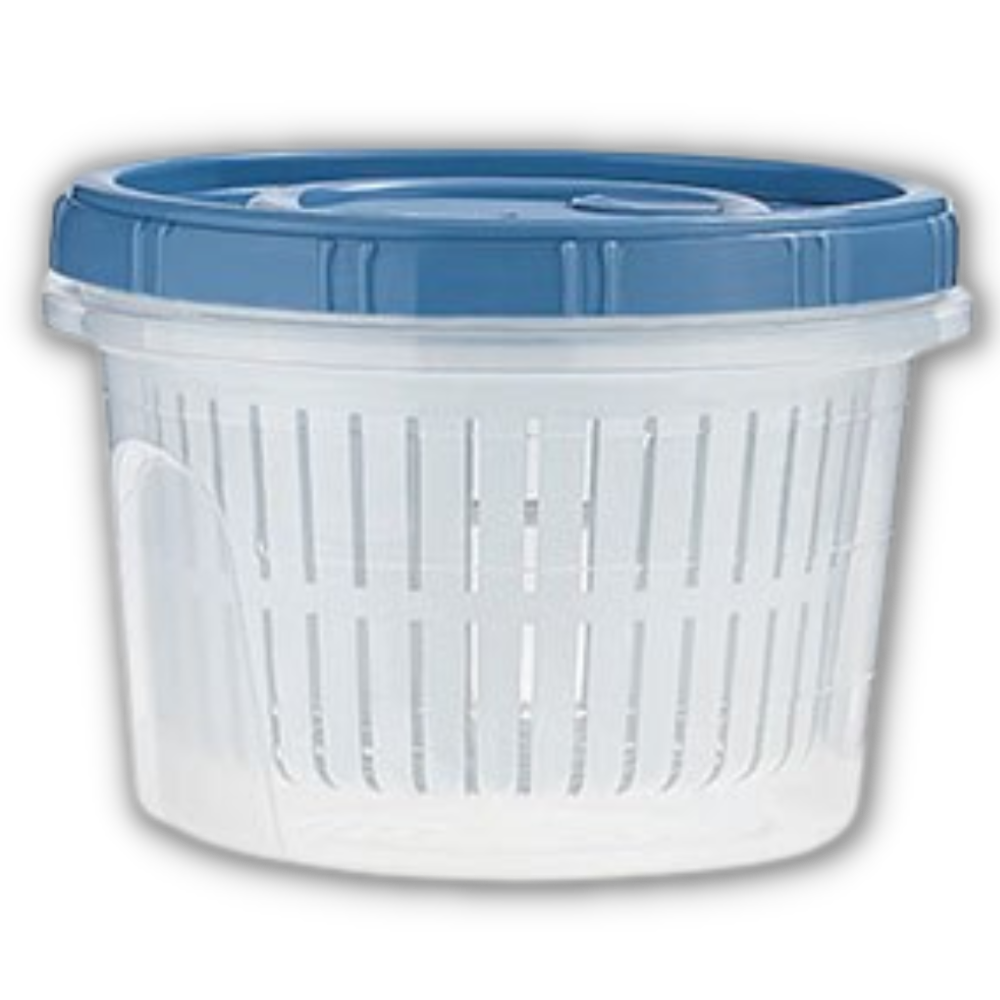 Stackable food container with colander